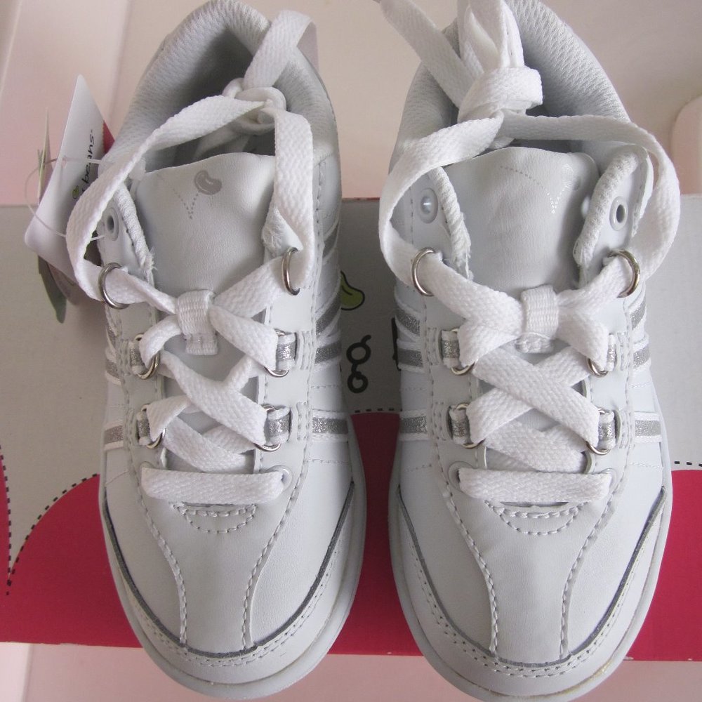 Girls Leather White Sneakers Jumping Beans Sz 11
